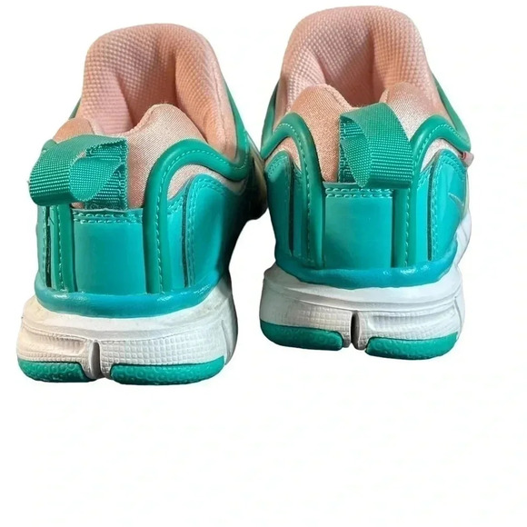 Nike Dynamo Free Green/Pink Slip On Sneakers - Picture 6 of 10